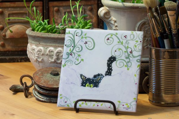 Snowbound! Kitty on Ceramic Tile Fashion